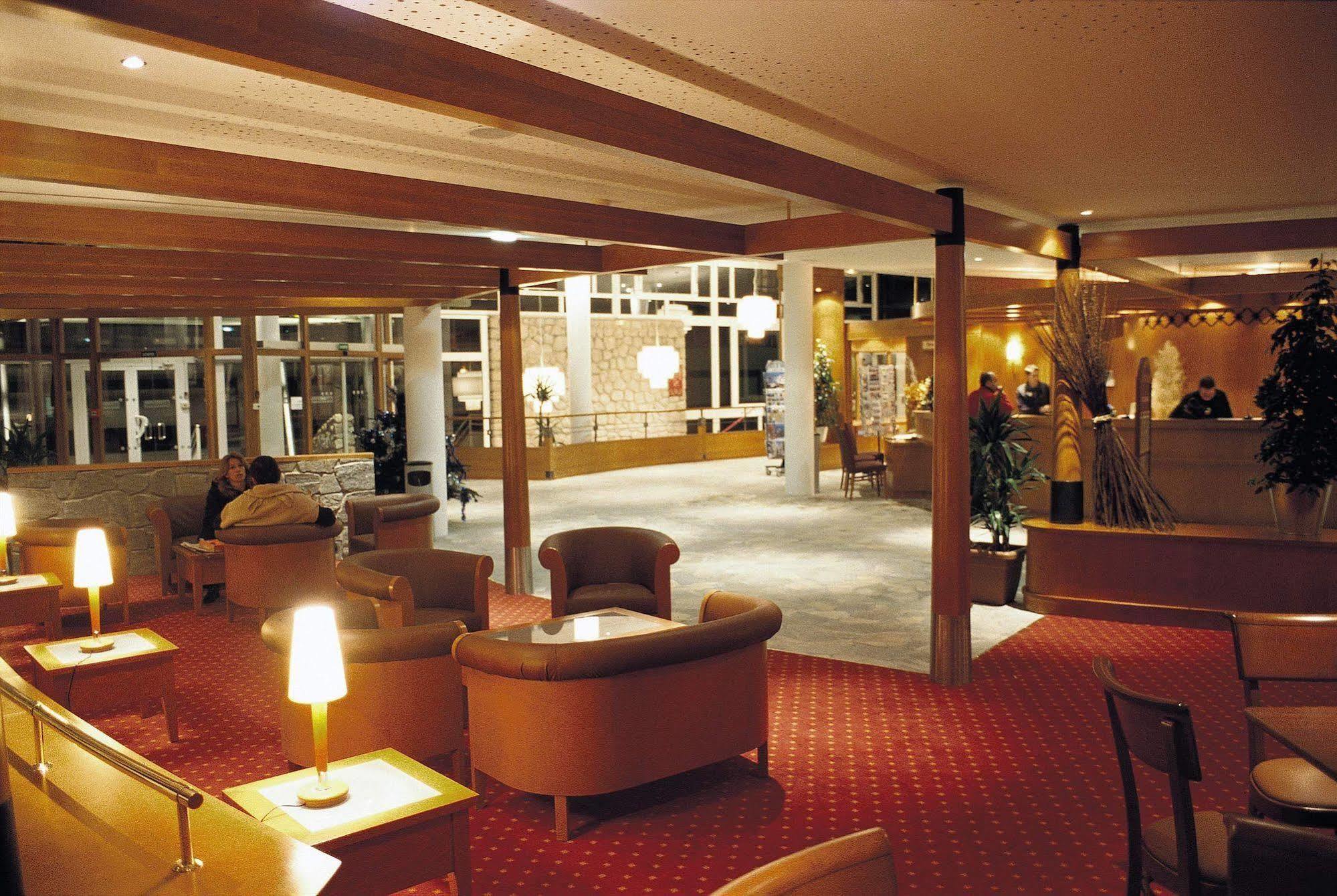 Belambra Clubs Les Menuires - Neige Et Ciel Hotel Saint-Martin-de-Belleville Bagian luar foto